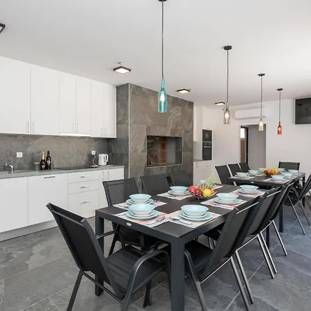 Awesome In With Kitchen * Veliki Prolog